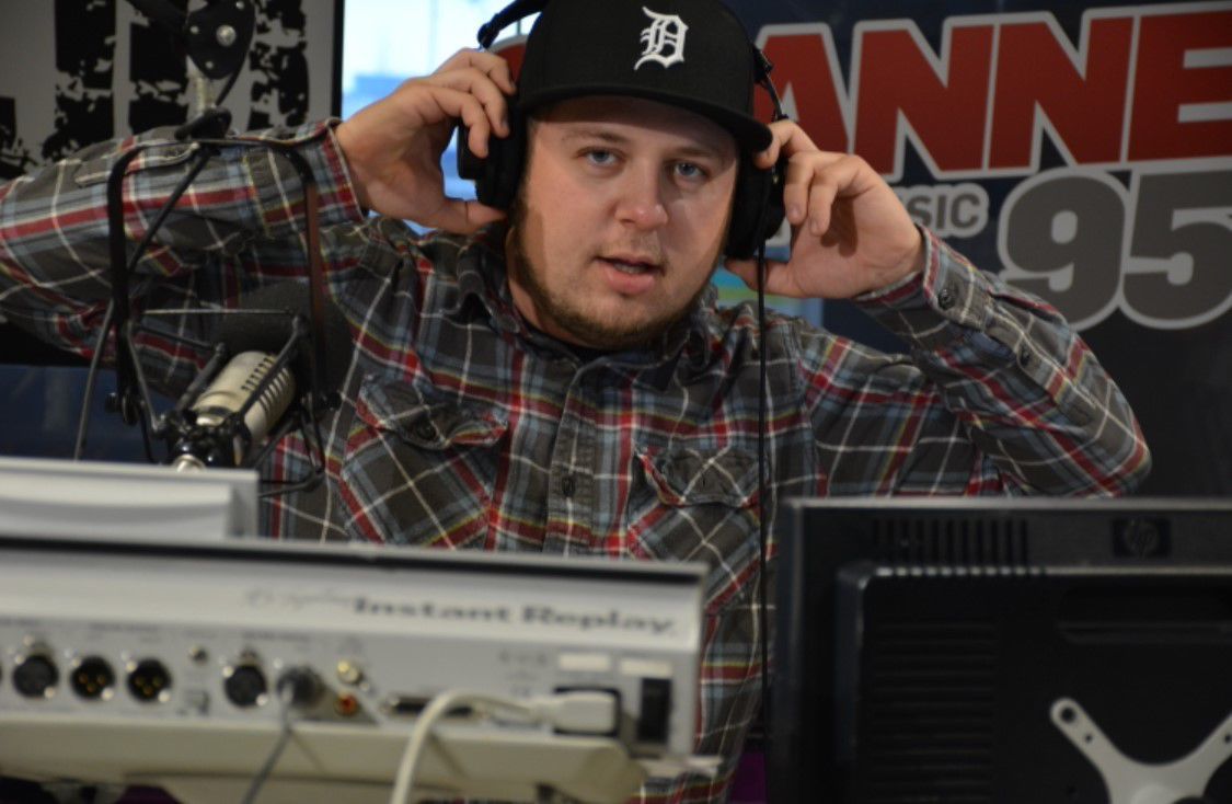 Wize new assistant program director for 3 radio stations